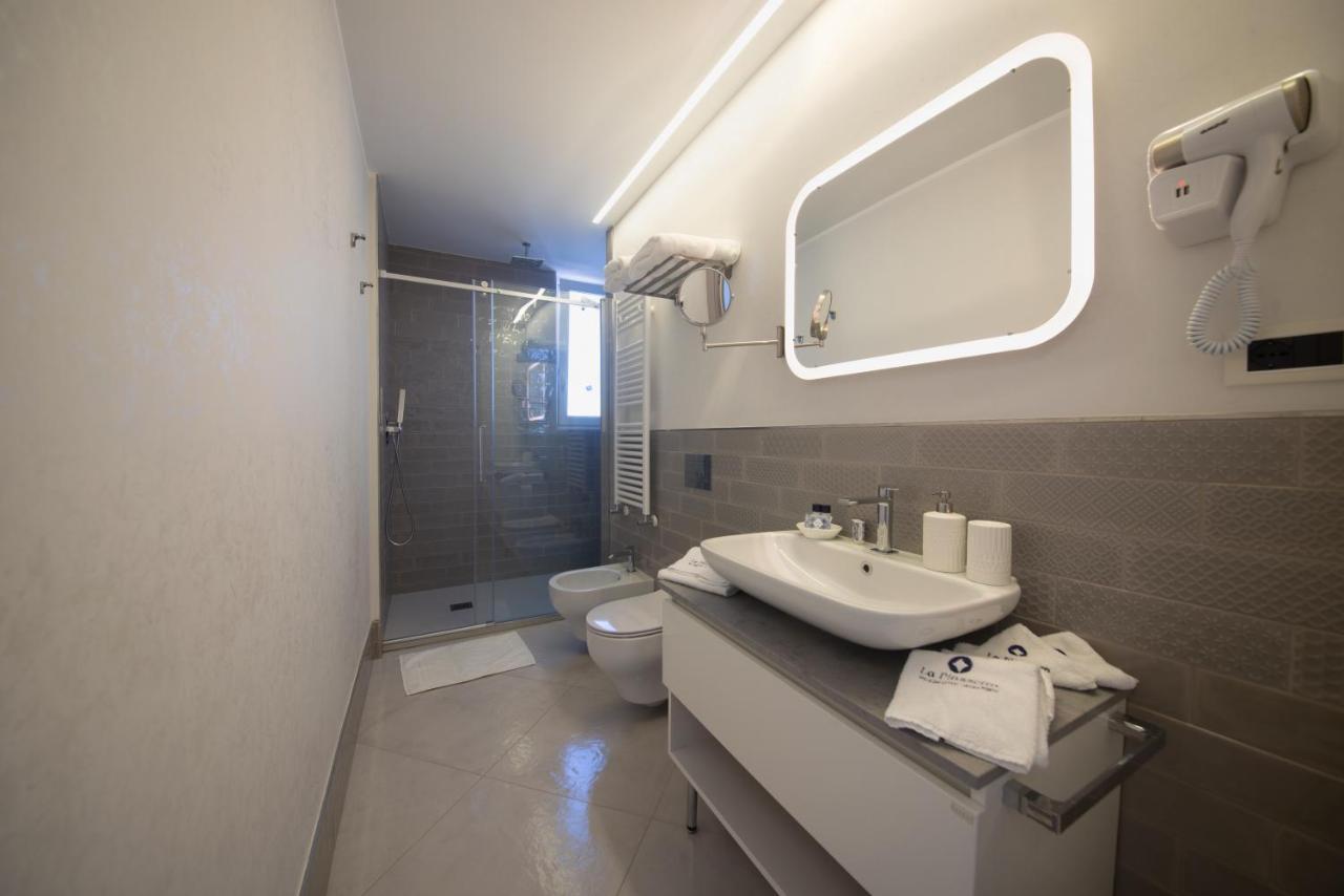 B&B La Piazzetta Ischia Buitenkant foto